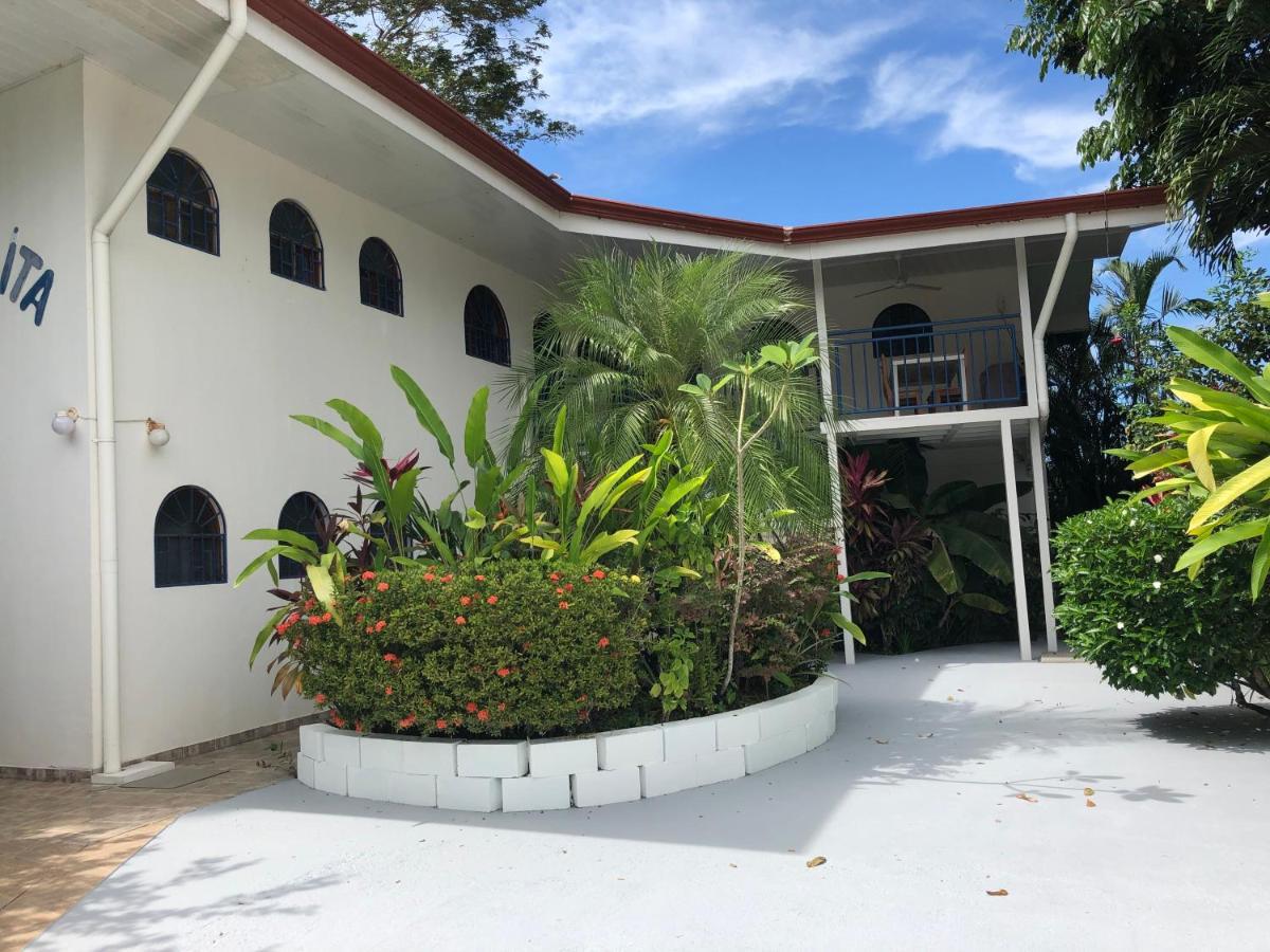 La Perlita Bed & Breakfast Jaco Luaran gambar