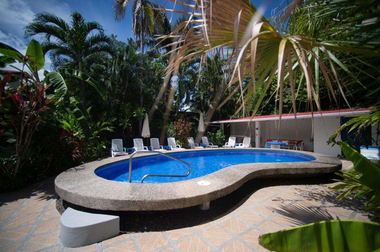 La Perlita Bed & Breakfast Jaco Luaran gambar