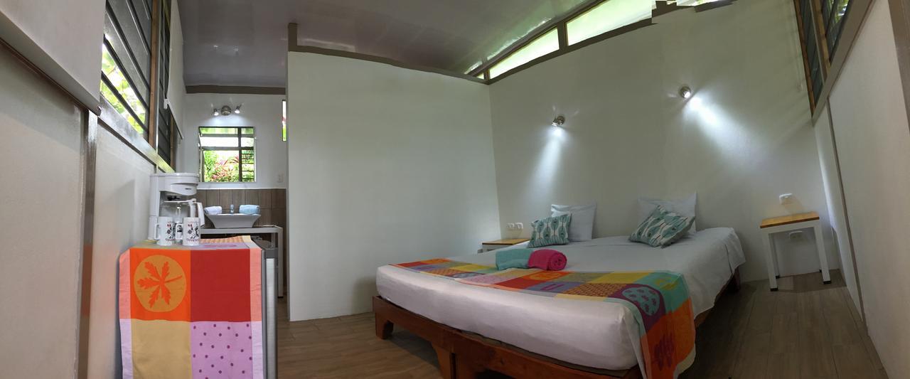 La Perlita Bed & Breakfast Jaco Luaran gambar